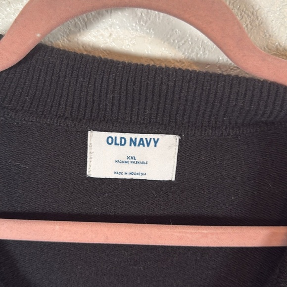 Old Navy Black and White Striped V-Neck Sweater - Picture 3 of 7